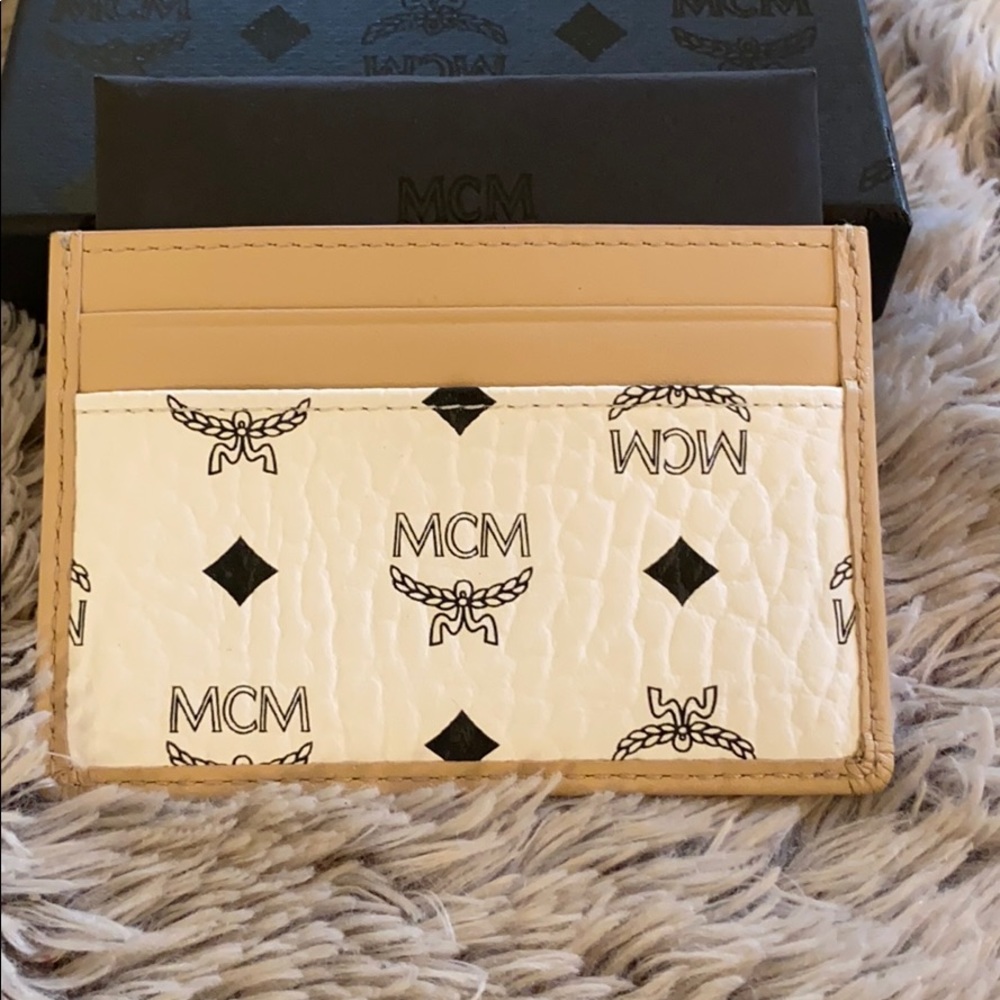 MCM card case